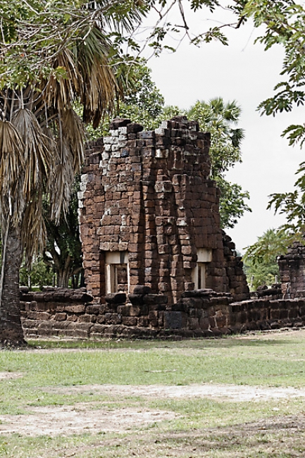 66-Prasat Nang Ram-036